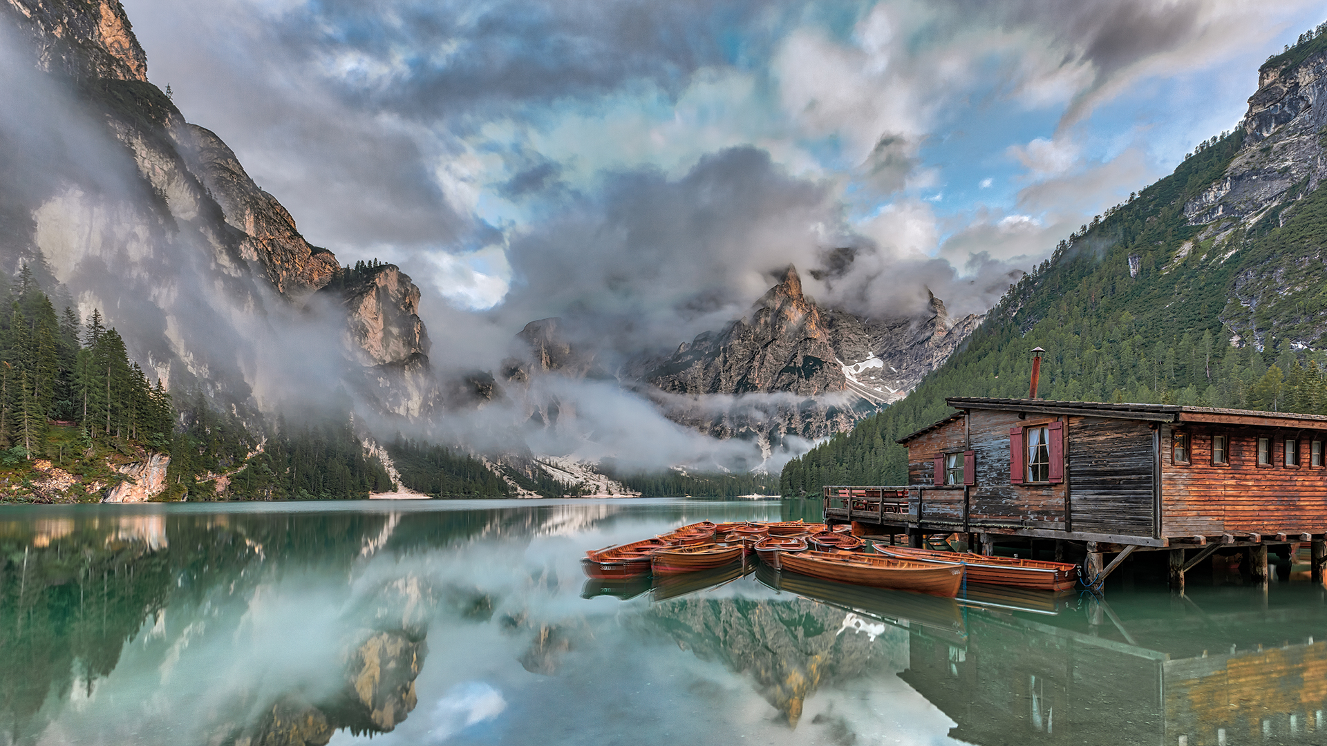 Karstlandschaften formen das Bild