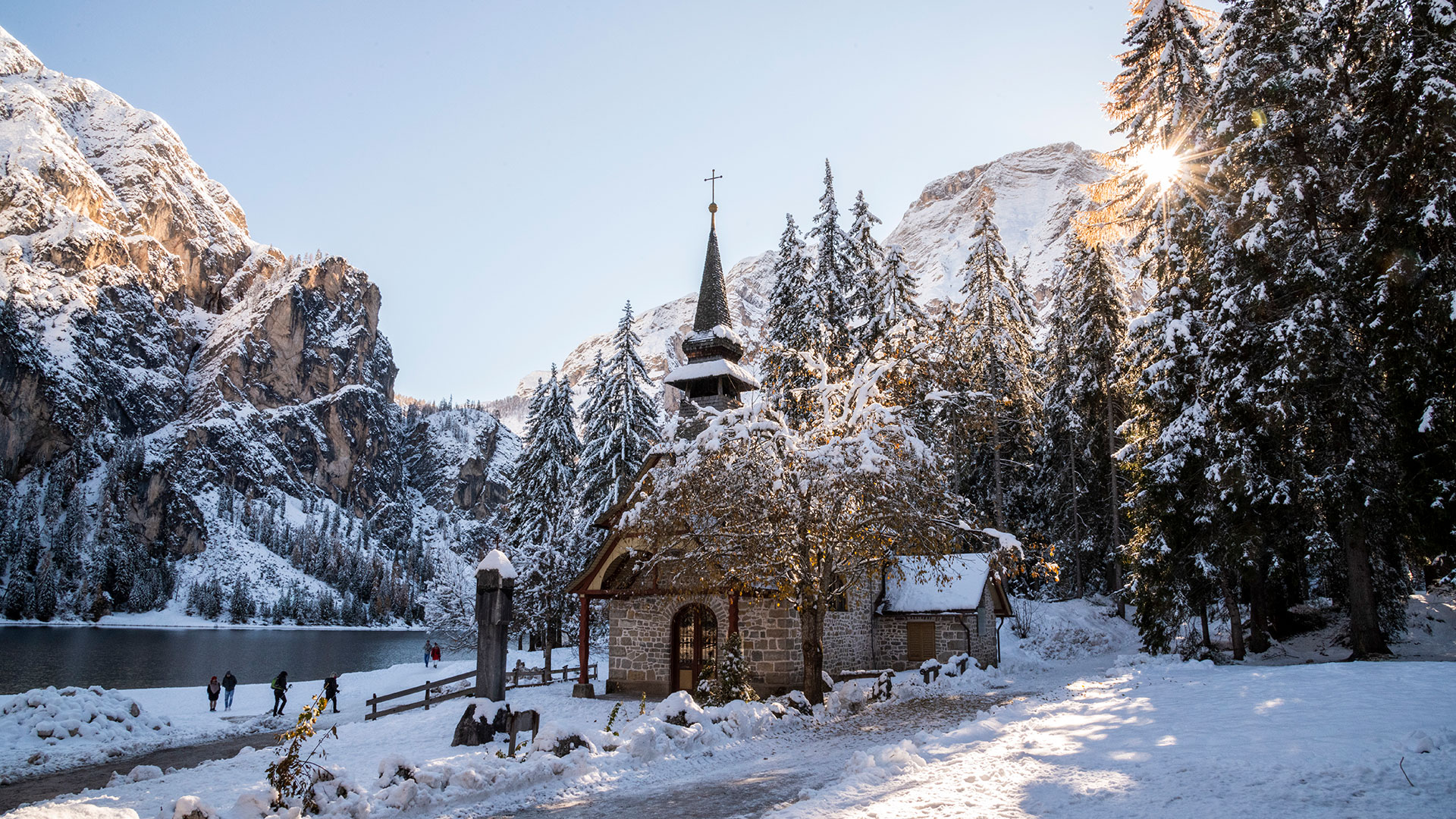 Kirchen in Südtirol in Prags im Winter