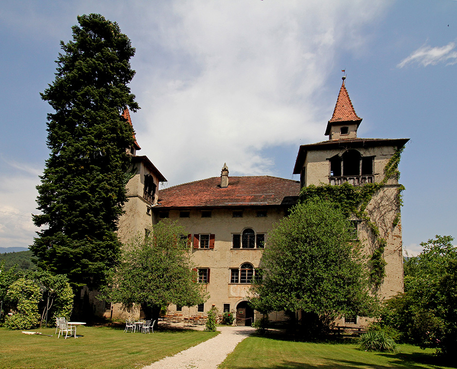 Castel Fahlburg a Prissiano (Bolzano)