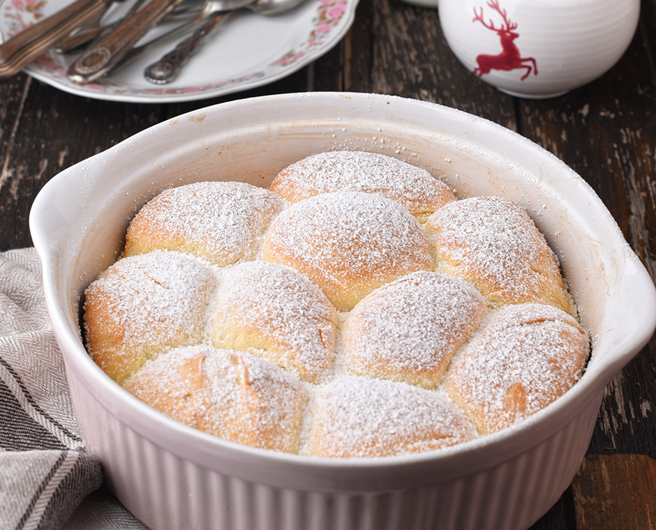 Buchteln dolce di pasta lievitata
