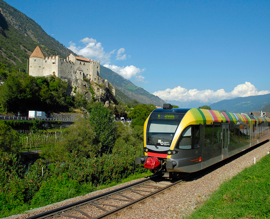 Vinschgauer Radweg und Bahn